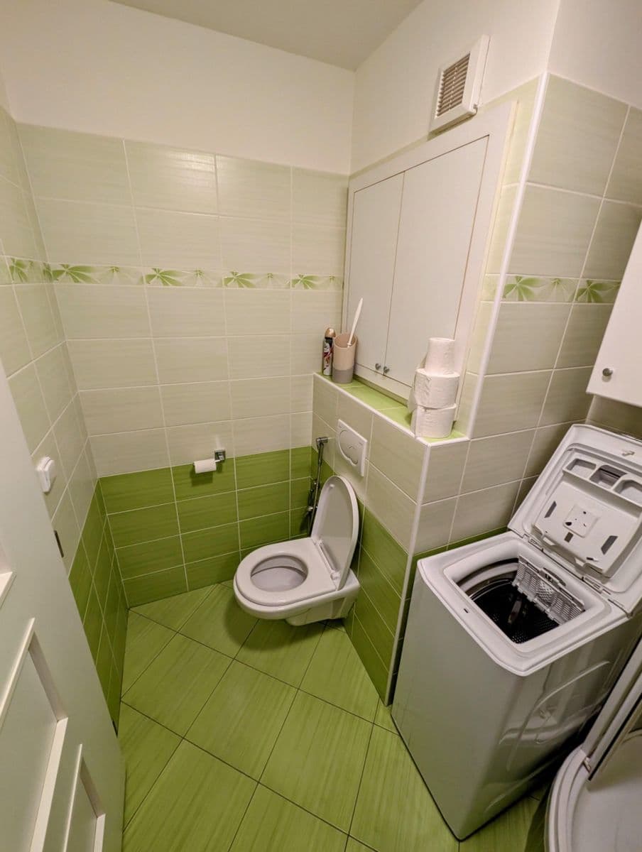 Pronájem bytu 2+kk 43 m², Sezemínská, Praha, Praha Pronájem bytu 2+kk 43 m², Sezemínská, Praha, Praha