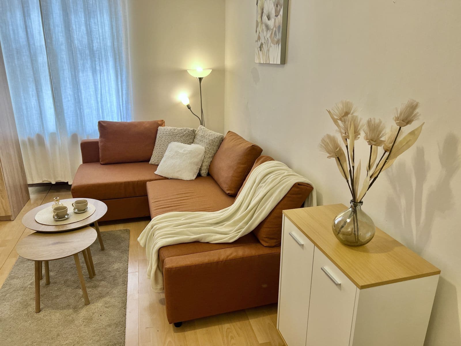 Pronájem bytu 37 m², U Parního mlýna, Praha, Praha Pronájem bytu 37 m², U Parního mlýna, Praha, Praha