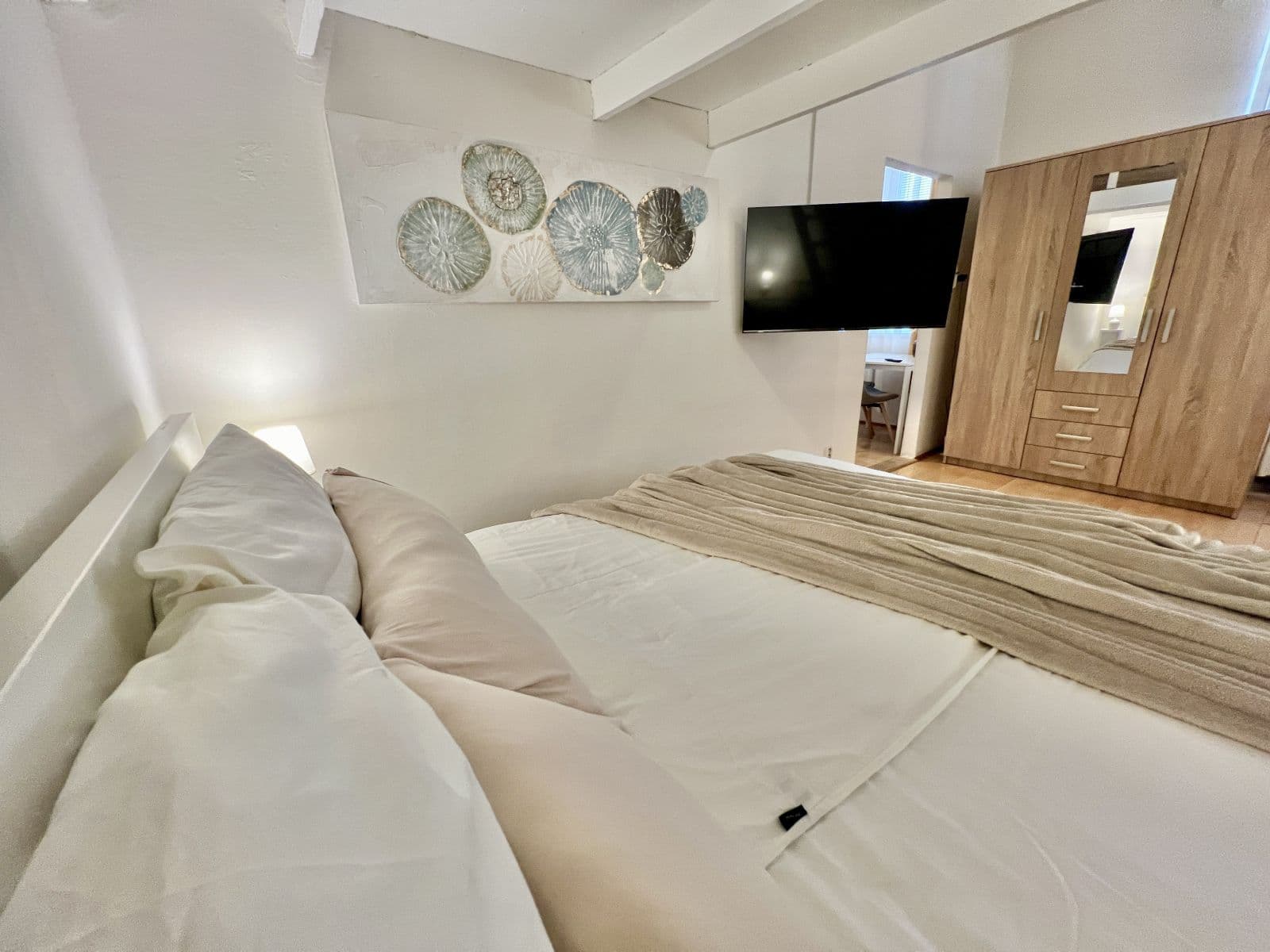 Pronájem bytu 37 m², U Parního mlýna, Praha, Praha Pronájem bytu 37 m², U Parního mlýna, Praha, Praha
