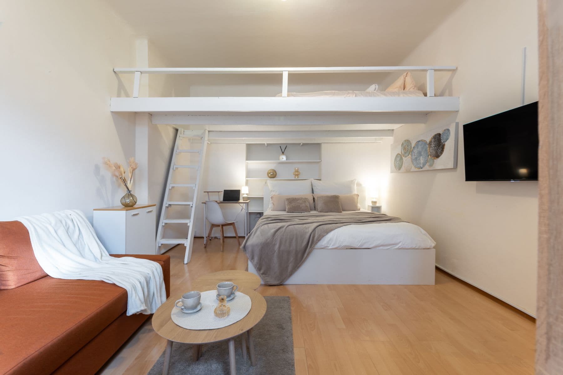 Pronájem bytu 37 m², U Parního mlýna, Praha, Praha Pronájem bytu 37 m², U Parního mlýna, Praha, Praha