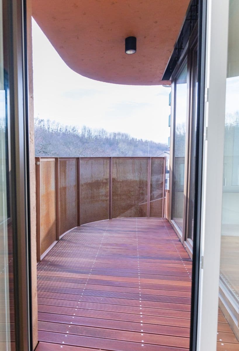 Prodej bytu 2+kk 50 m², U Komína, Praha, Praha Prodej bytu 2+kk 50 m², U Komína, Praha, Praha