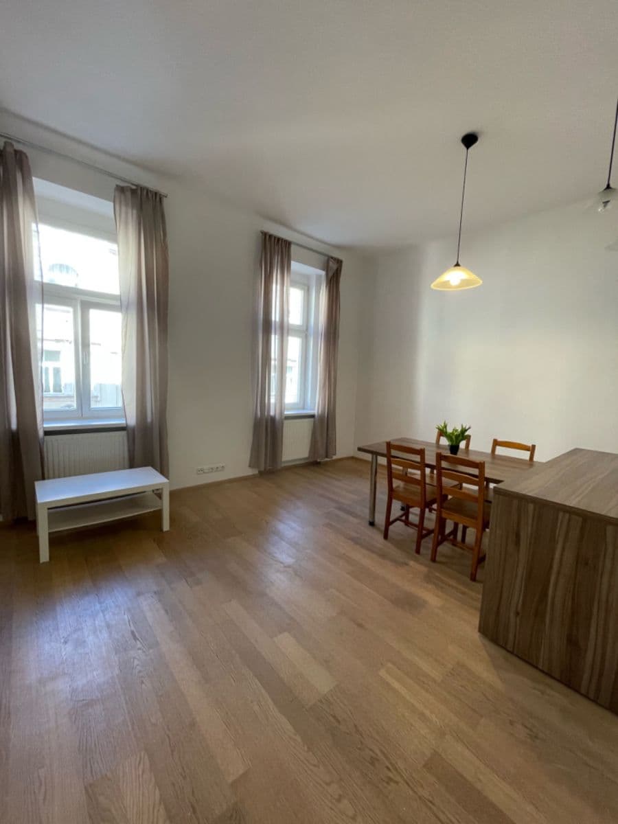 Pronájem bytu 2+kk 53 m², Letohradská, Praha, Praha Pronájem bytu 2+kk 53 m², Letohradská, Praha, Praha