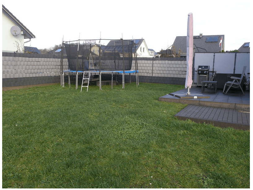 Prodej domu 160 m², pozemek 393 m², Ranstadt, Hessen Prodej domu 160 m², pozemek 393 m², Ranstadt, Hessen