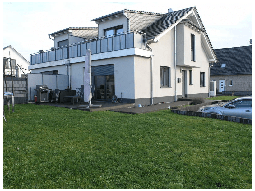 Prodej domu 160 m², pozemek 393 m², Ranstadt, Hessen Prodej domu 160 m², pozemek 393 m², Ranstadt, Hessen