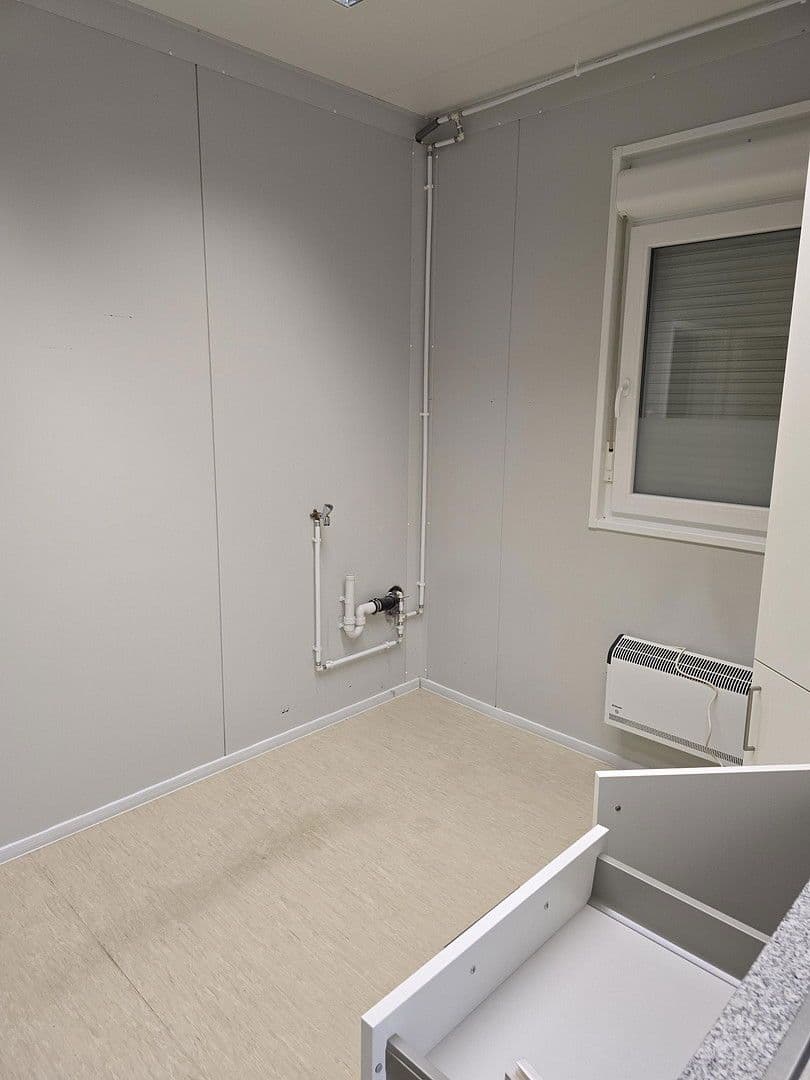 Prodej kanceláře 135 m², Michelau in Oberfranken, Bavorsko Prodej kanceláře 135 m², Michelau in Oberfranken, Bavorsko