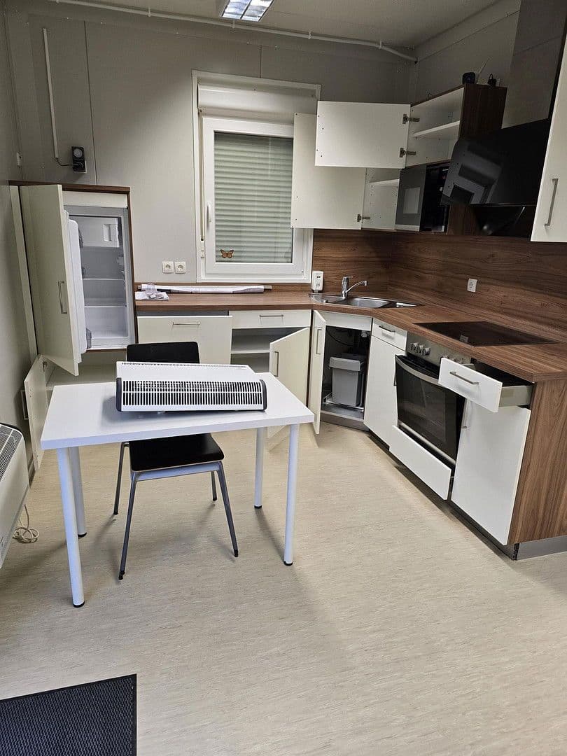 Prodej kanceláře 135 m², Michelau in Oberfranken, Bavorsko Prodej kanceláře 135 m², Michelau in Oberfranken, Bavorsko