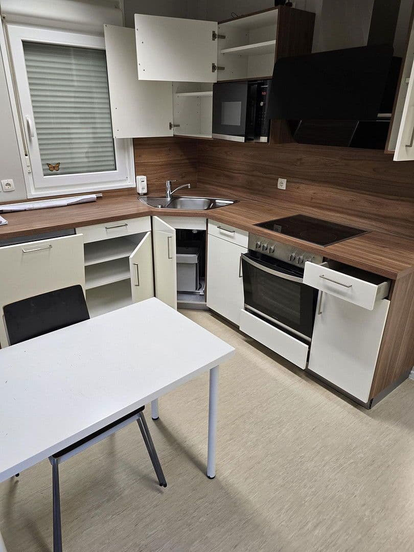 Prodej kanceláře 135 m², Michelau in Oberfranken, Bavorsko Prodej kanceláře 135 m², Michelau in Oberfranken, Bavorsko