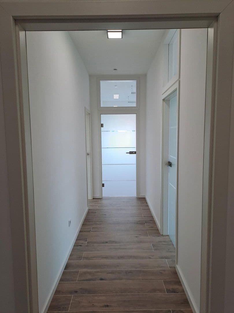 Pronájem kanceláře 105 m², Gilching, Bavorsko Pronájem kanceláře 105 m², Gilching, Bavorsko