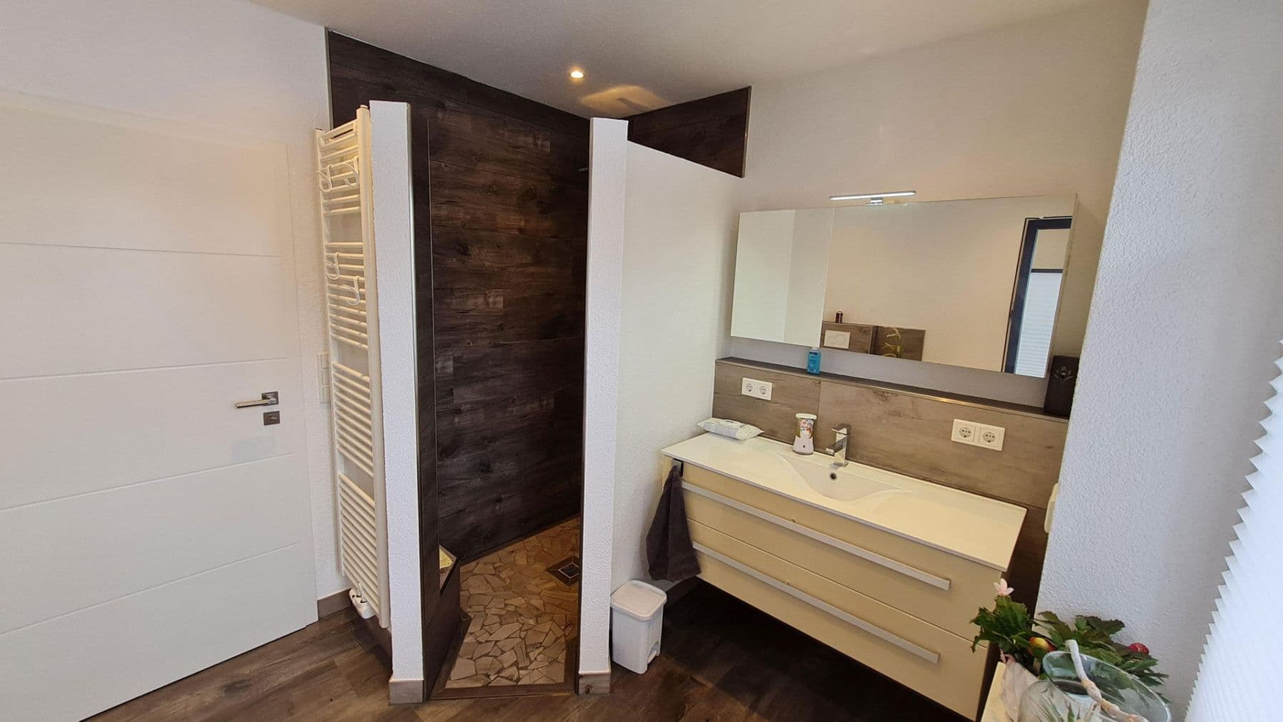 Prodej domu 194 m², pozemek 680 m², Hemmoor, Dolní Sasko Prodej domu 194 m², pozemek 680 m², Hemmoor, Dolní Sasko