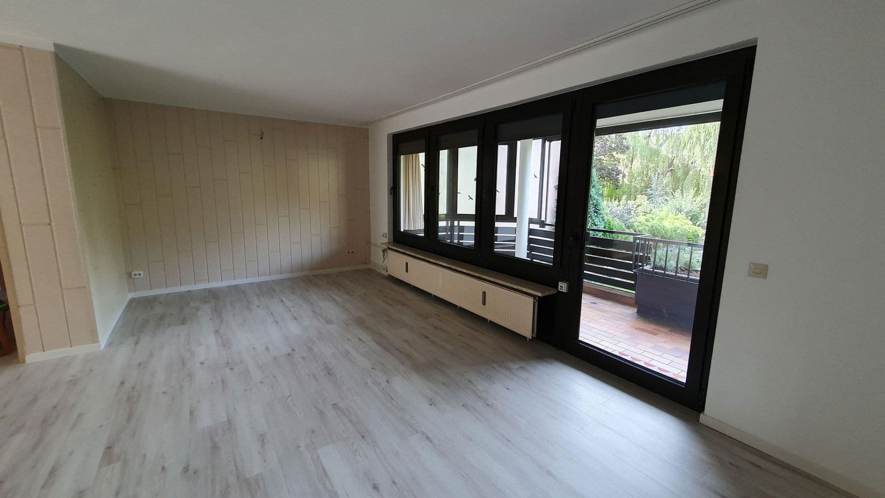 Pronájem bytu 3+1 114 m², Hallesche Straße 39, Wolfsburg, Dolní Sasko Pronájem bytu 3+1 114 m², Hallesche Straße 39, Wolfsburg, Dolní Sasko