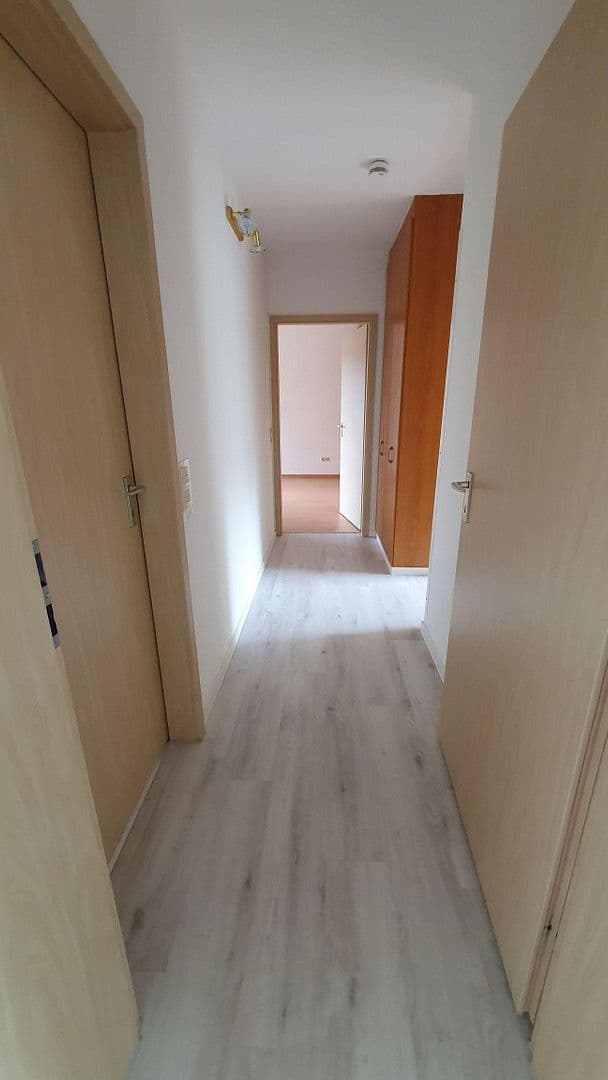 Pronájem bytu 3+1 114 m², Hallesche Straße 39, Wolfsburg, Dolní Sasko Pronájem bytu 3+1 114 m², Hallesche Straße 39, Wolfsburg, Dolní Sasko