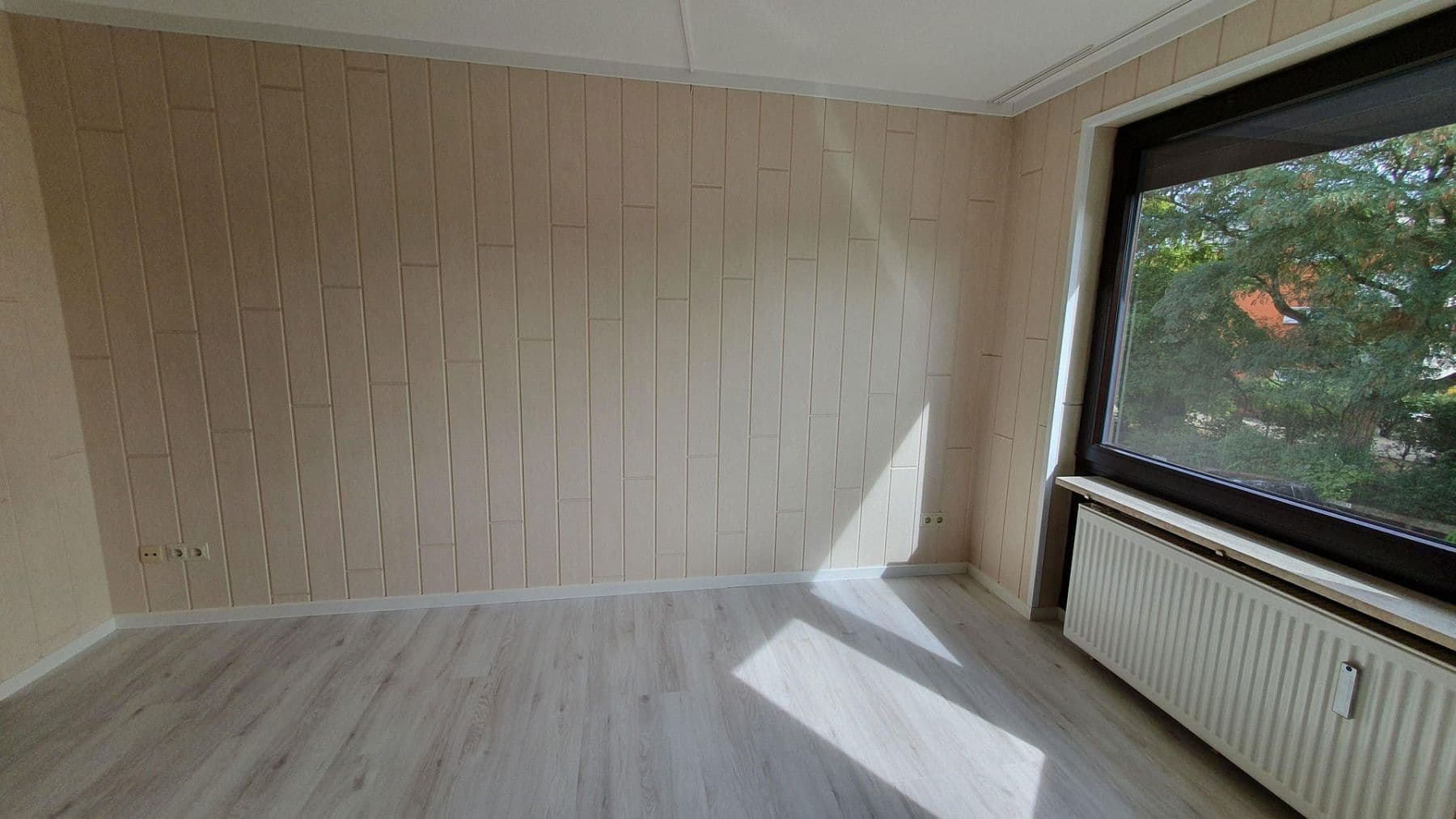 Pronájem bytu 3+1 114 m², Hallesche Straße 39, Wolfsburg, Dolní Sasko Pronájem bytu 3+1 114 m², Hallesche Straße 39, Wolfsburg, Dolní Sasko