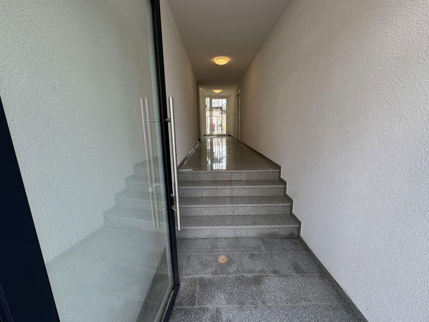 Pronájem bytu 2+1 63 m², Barbarossastrasse 12, Hanau, Hessen Pronájem bytu 2+1 63 m², Barbarossastrasse 12, Hanau, Hessen