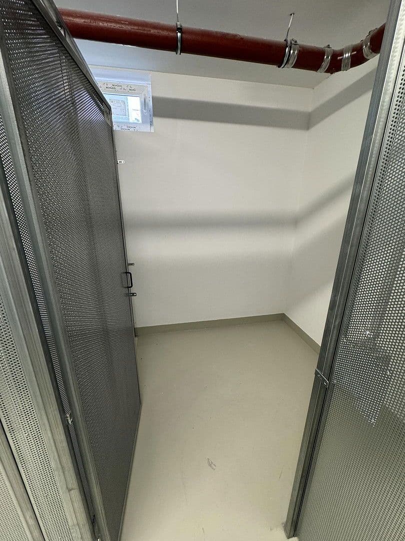 Pronájem bytu 2+1 63 m², Barbarossastrasse 12, Hanau, Hessen Pronájem bytu 2+1 63 m², Barbarossastrasse 12, Hanau, Hessen