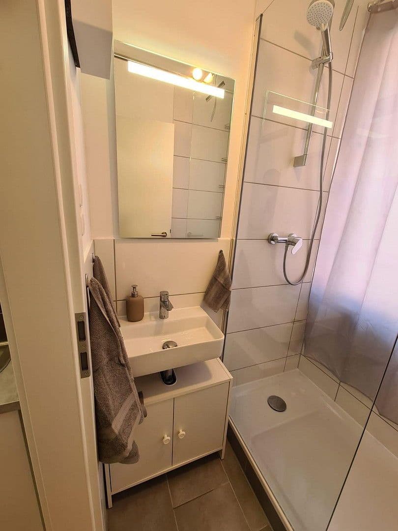 Pronájem bytu 2+1 31 m², Kirchenweg 43, Nürnberg, Bavorsko Pronájem bytu 2+1 31 m², Kirchenweg 43, Nürnberg, Bavorsko