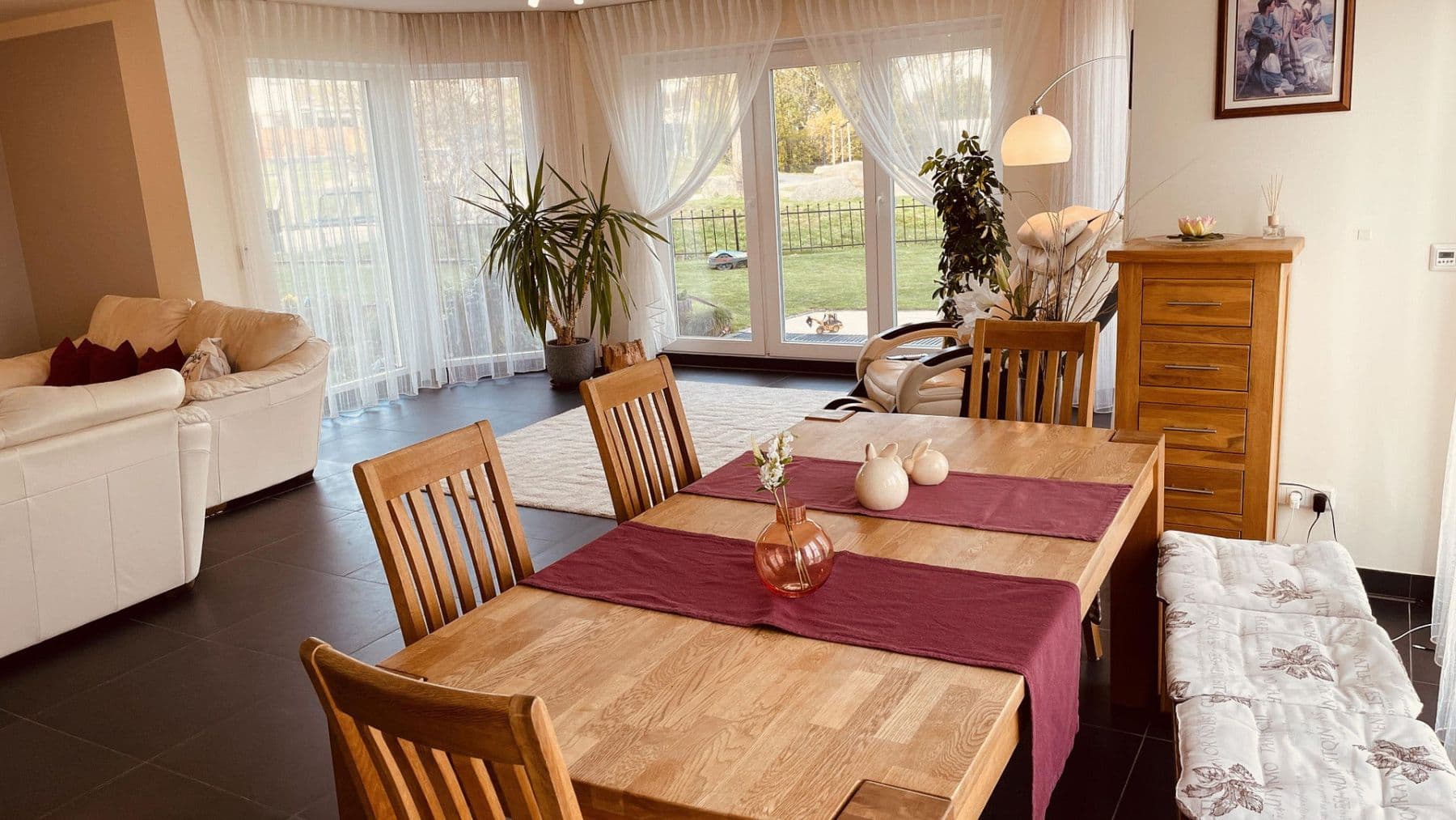 Pronájem bytu 3+1 141 m², Usingen, Hessen Pronájem bytu 3+1 141 m², Usingen, Hessen