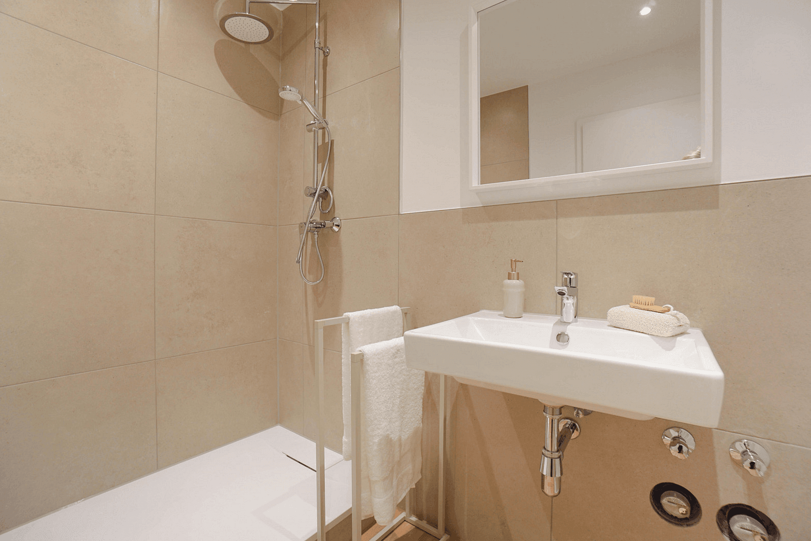 Prodej bytu 3+1 85 m², Bremerhaven, Bremen Prodej bytu 3+1 85 m², Bremerhaven, Bremen