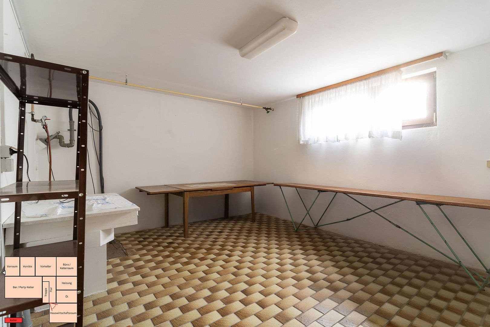 Prodej domu 160 m², pozemek 690 m², Bühl, Bádensko-Württembersko Prodej domu 160 m², pozemek 690 m², Bühl, Bádensko-Württembersko