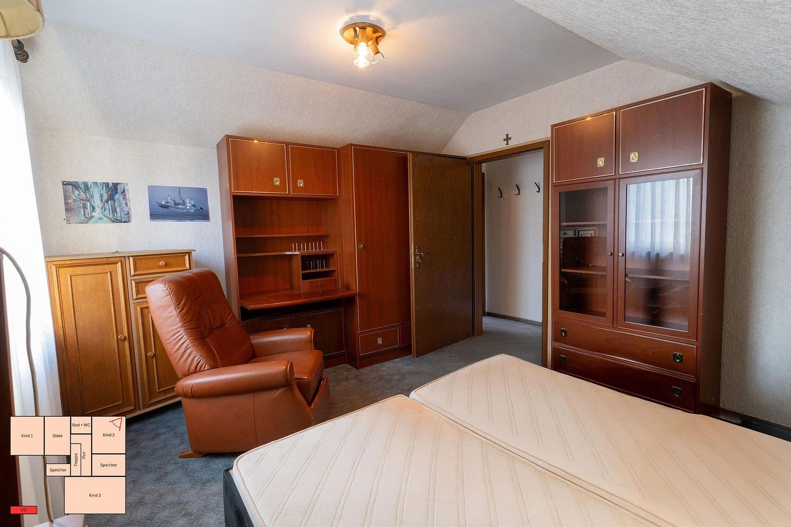 Prodej domu 160 m², pozemek 690 m², Bühl, Bádensko-Württembersko Prodej domu 160 m², pozemek 690 m², Bühl, Bádensko-Württembersko