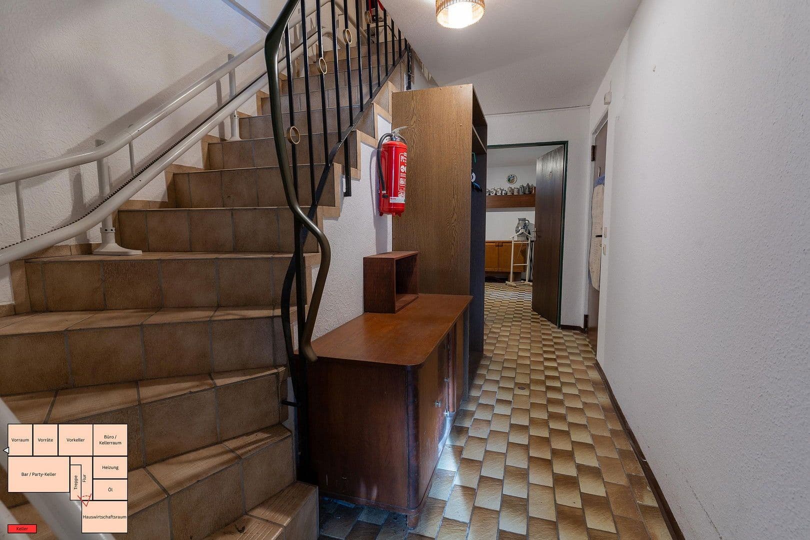 Prodej domu 160 m², pozemek 690 m², Bühl, Bádensko-Württembersko Prodej domu 160 m², pozemek 690 m², Bühl, Bádensko-Württembersko