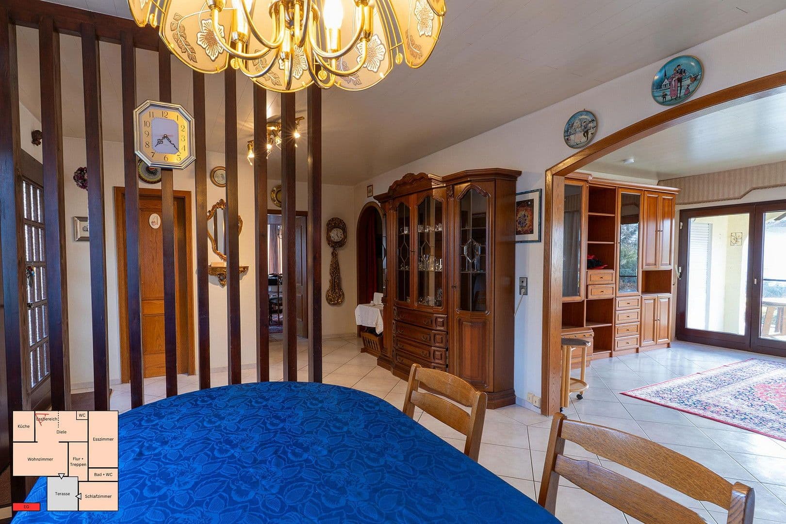 Prodej domu 160 m², pozemek 690 m², Bühl, Bádensko-Württembersko Prodej domu 160 m², pozemek 690 m², Bühl, Bádensko-Württembersko