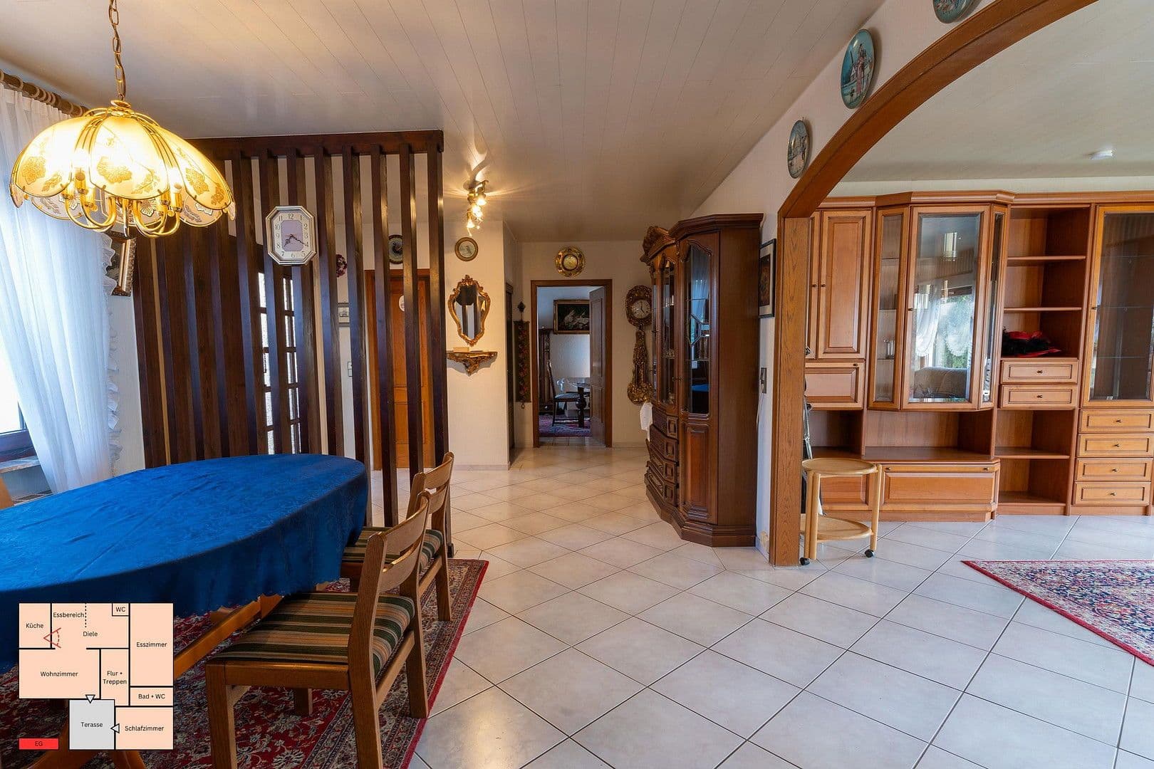 Prodej domu 160 m², pozemek 690 m², Bühl, Bádensko-Württembersko Prodej domu 160 m², pozemek 690 m², Bühl, Bádensko-Württembersko