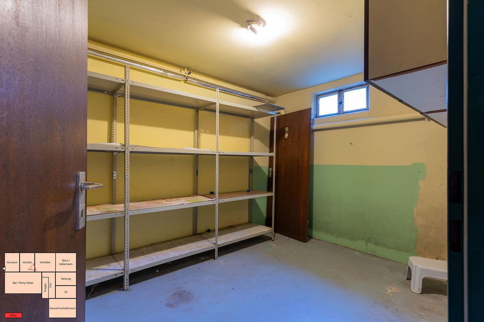 Prodej domu 160 m², pozemek 690 m², Bühl, Bádensko-Württembersko Prodej domu 160 m², pozemek 690 m², Bühl, Bádensko-Württembersko