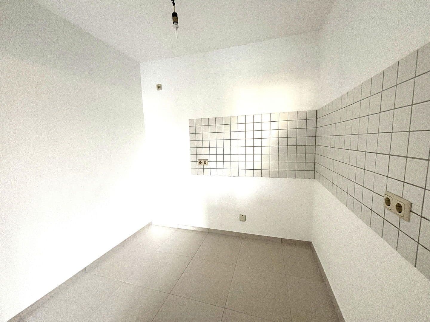 Pronájem bytu 2+1 47 m², Hünfelden, Hessen Pronájem bytu 2+1 47 m², Hünfelden, Hessen