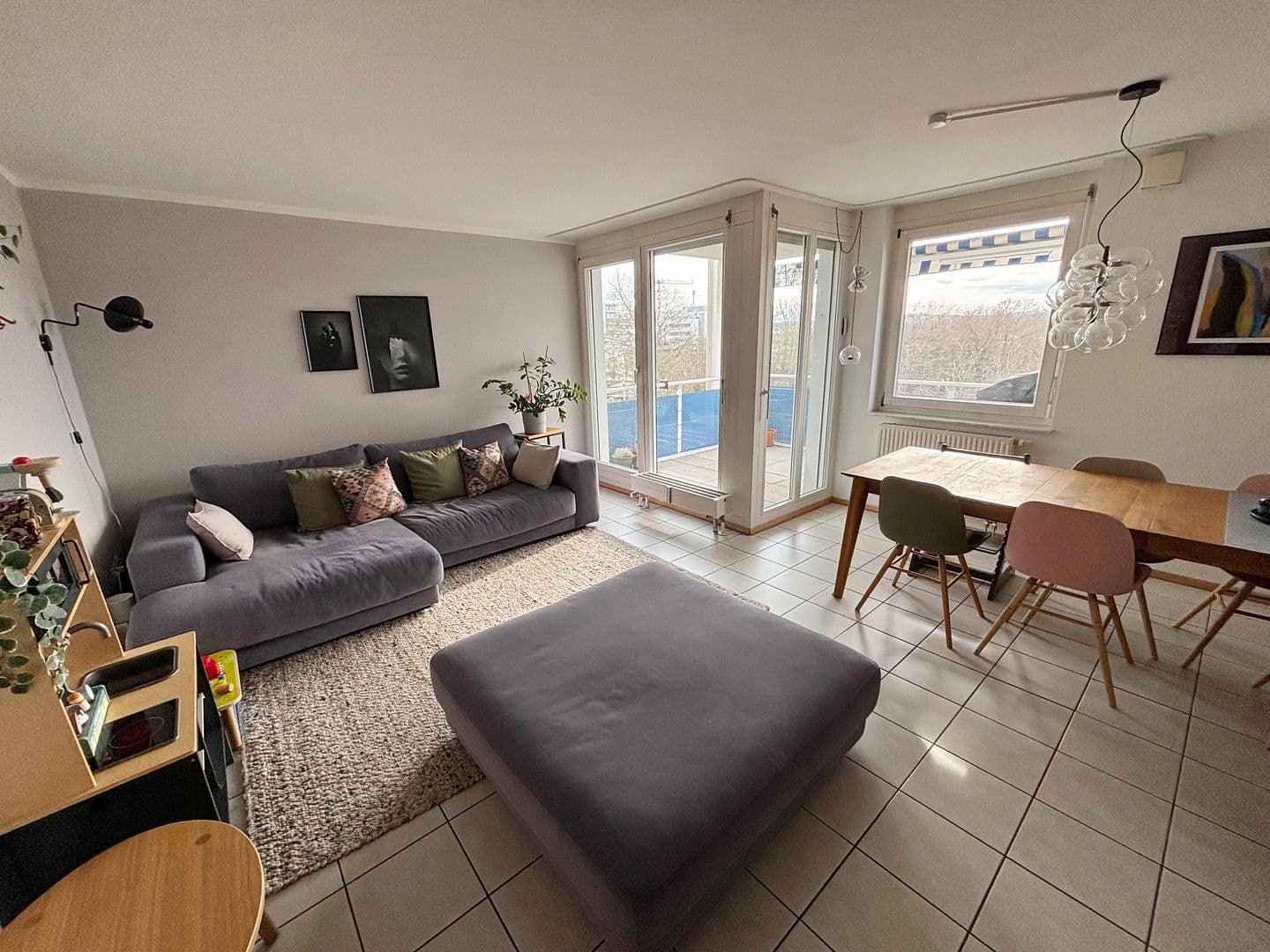 Prodej bytu 3+1 87 m², Stuttgart, Bádensko-Württembersko Prodej bytu 3+1 87 m², Stuttgart, Bádensko-Württembersko