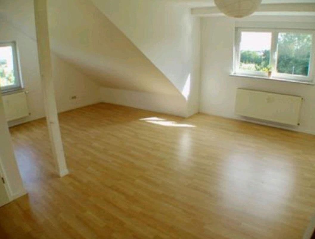 Pronájem bytu 2+1 60 m², Bruchköbel, Hessen Pronájem bytu 2+1 60 m², Bruchköbel, Hessen