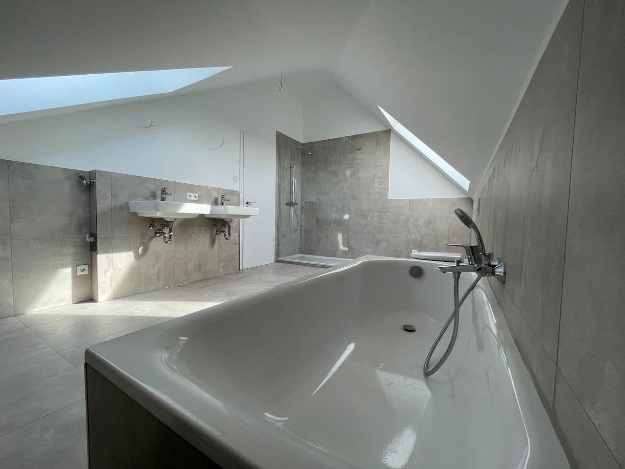 Prodej domu 613 m², pozemek 680 m², Rodgau, Hessen Prodej domu 613 m², pozemek 680 m², Rodgau, Hessen