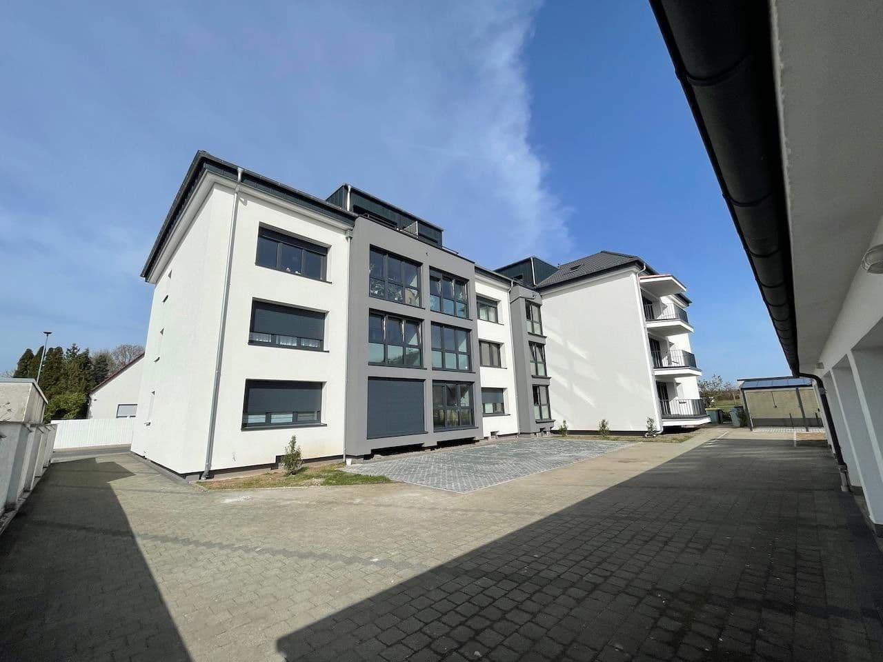 Prodej domu 613 m², pozemek 680 m², Rodgau, Hessen Prodej domu 613 m², pozemek 680 m², Rodgau, Hessen