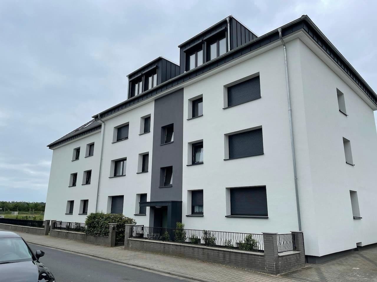 Prodej domu 613 m², pozemek 680 m², Rodgau, Hessen Prodej domu 613 m², pozemek 680 m², Rodgau, Hessen