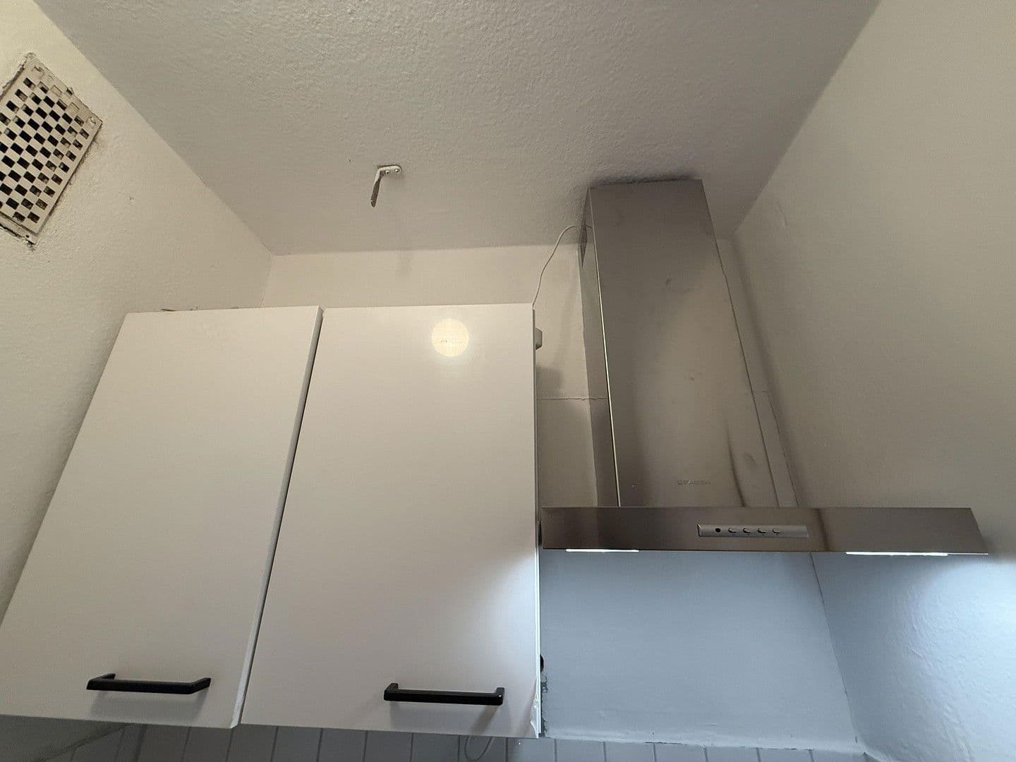 Pronájem bytu 1+1 25 m², Dammstraße 4, Gießen, Hessen Pronájem bytu 1+1 25 m², Dammstraße 4, Gießen, Hessen