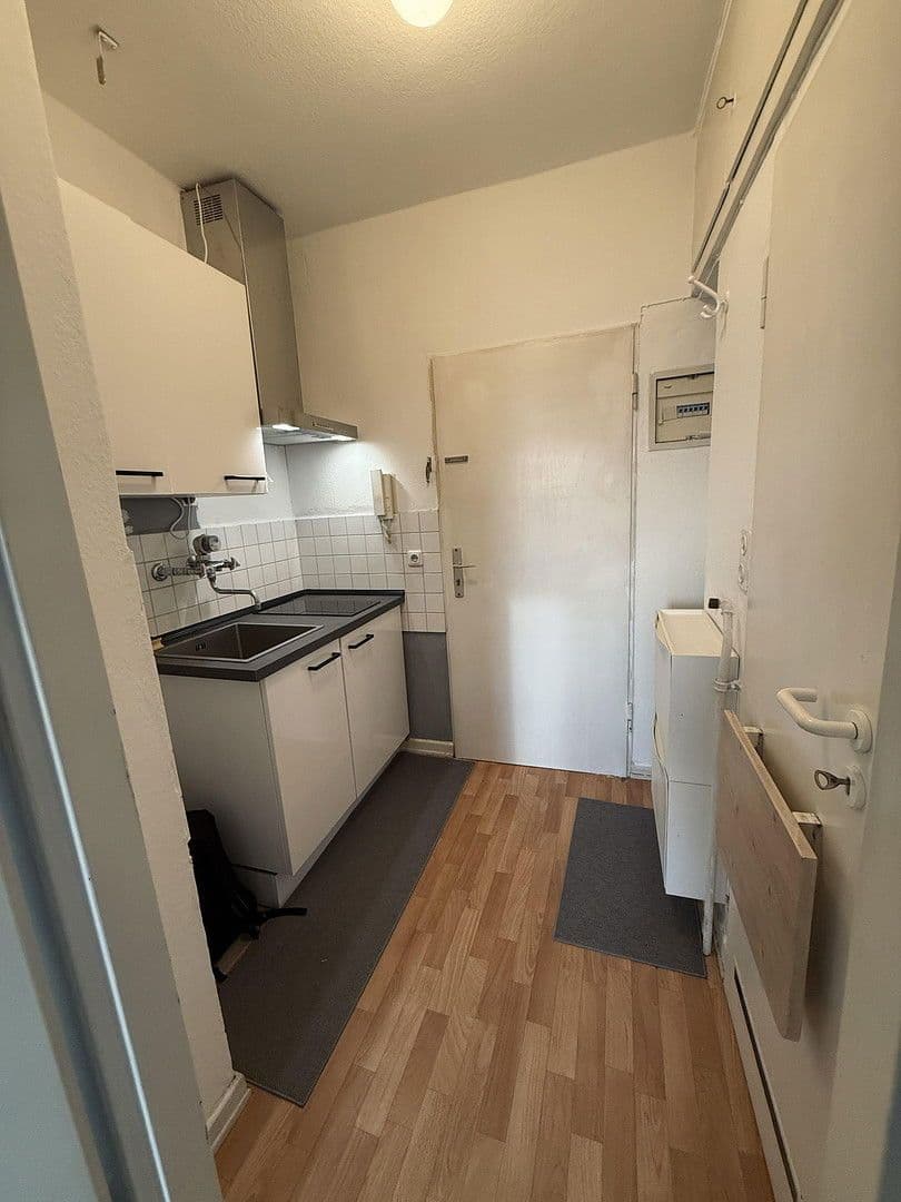 Pronájem bytu 1+1 25 m², Dammstraße 4, Gießen, Hessen Pronájem bytu 1+1 25 m², Dammstraße 4, Gießen, Hessen