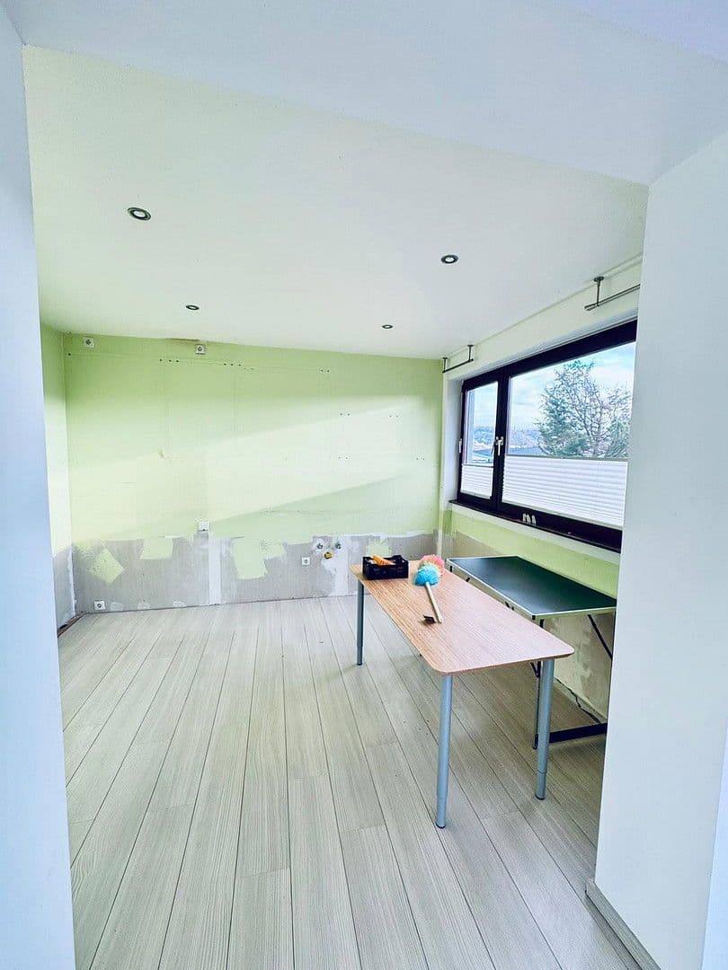 Pronájem kanceláře 370 m², August-Borsig-Straße 5, Koblenz, Porýní-Falc Pronájem kanceláře 370 m², August-Borsig-Straße 5, Koblenz, Porýní-Falc