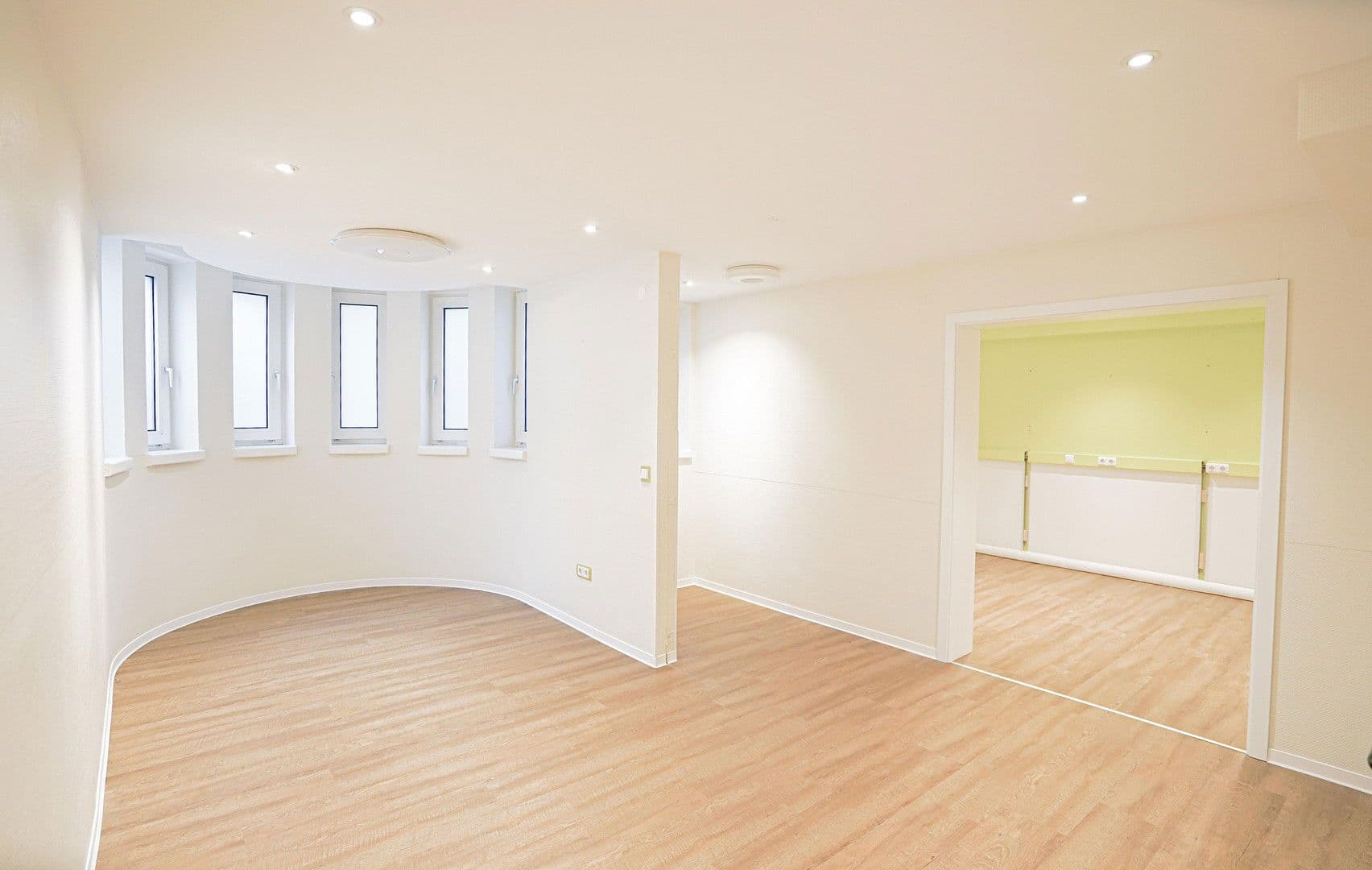 Pronájem kanceláře 215 m², Meinardusstraße 1, Oldenburg (Oldenburg), Dolní Sasko Pronájem kanceláře 215 m², Meinardusstraße 1, Oldenburg (Oldenburg), Dolní Sasko