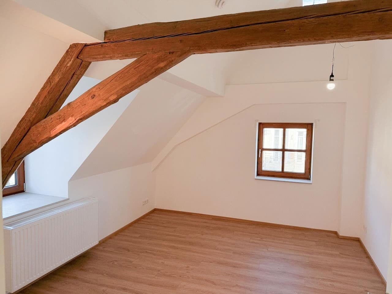 Pronájem bytu 4+1 146 m², Marktplatz 4, Markt Indersdorf, Bavorsko Pronájem bytu 4+1 146 m², Marktplatz 4, Markt Indersdorf, Bavorsko