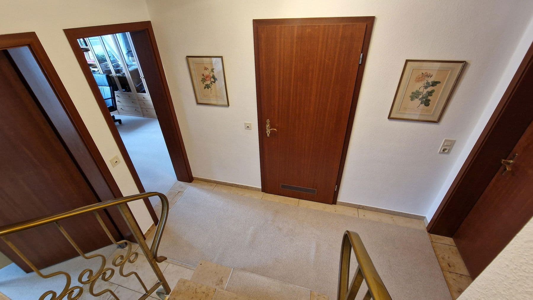 Prodej domu 194 m², pozemek 1.048 m², Königswinter, Severní Porýní-Vestfálsko Prodej domu 194 m², pozemek 1.048 m², Königswinter, Severní Porýní-Vestfálsko