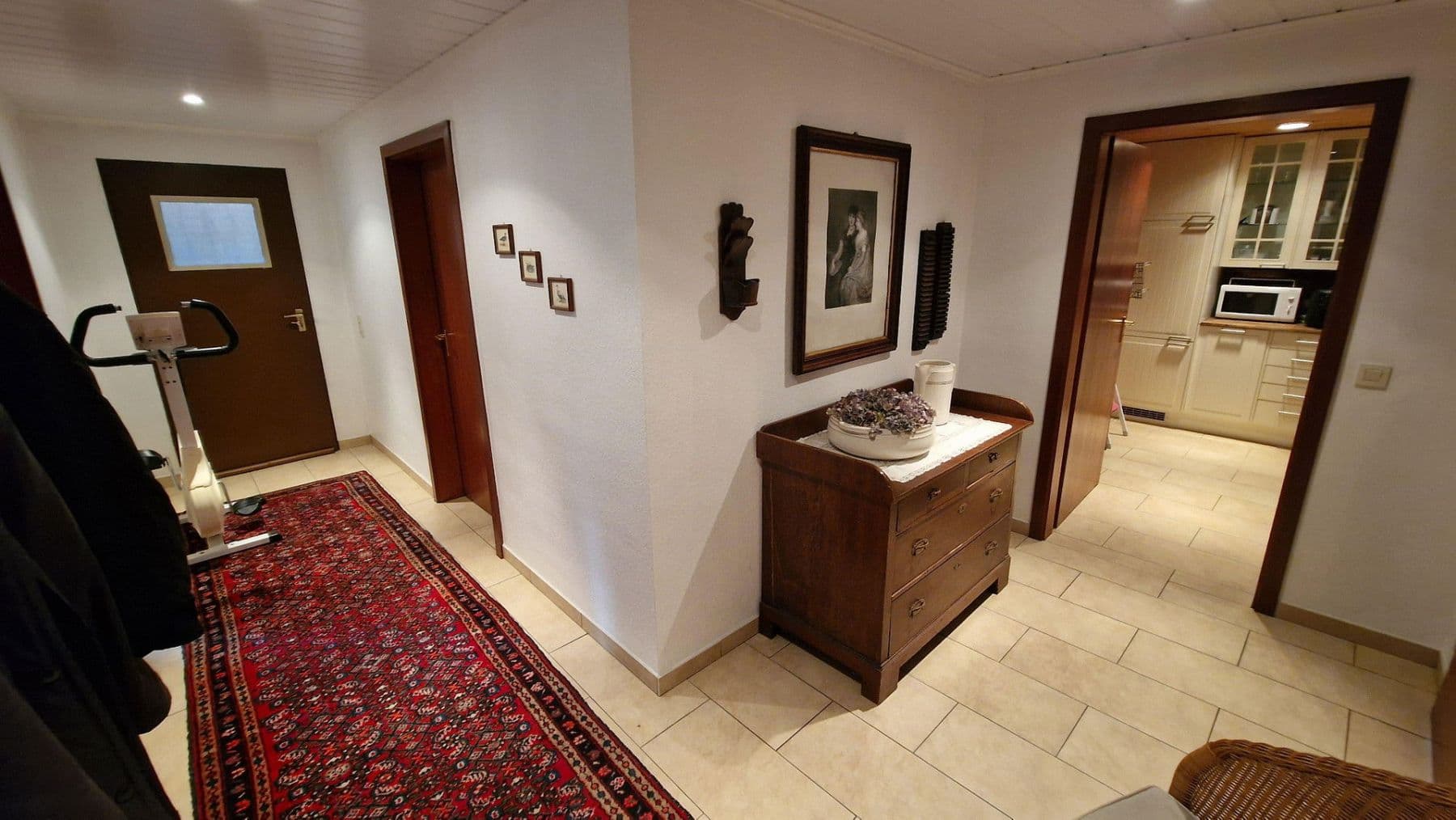 Prodej domu 194 m², pozemek 1.048 m², Königswinter, Severní Porýní-Vestfálsko Prodej domu 194 m², pozemek 1.048 m², Königswinter, Severní Porýní-Vestfálsko