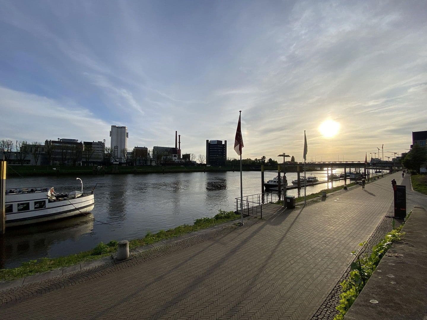 Pronájem bytu 1+1 34 m², Bremen, Bremen Pronájem bytu 1+1 34 m², Bremen, Bremen