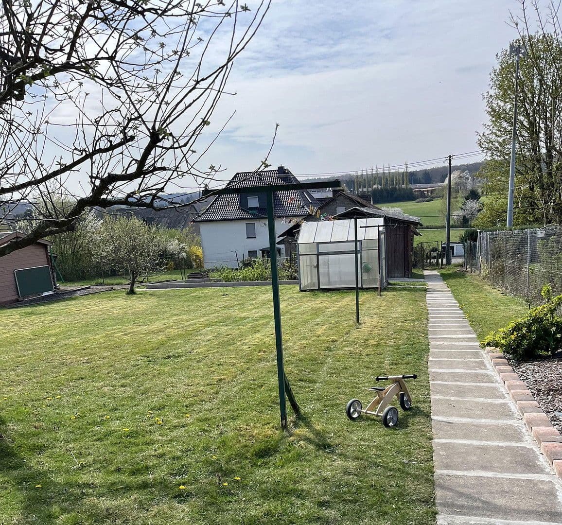 Prodej domu 114 m², pozemek 763 m², Berod bei Hachenburg, Porýní-Falc Prodej domu 114 m², pozemek 763 m², Berod bei Hachenburg, Porýní-Falc