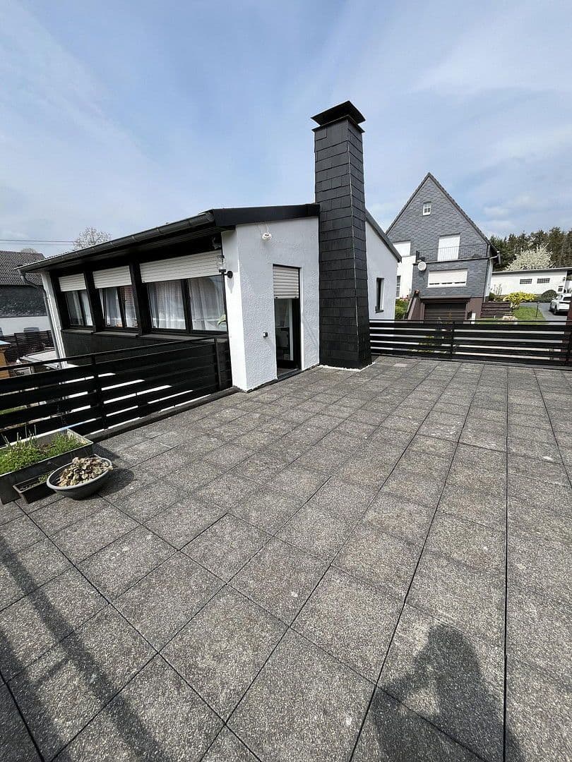 Prodej domu 114 m², pozemek 763 m², Berod bei Hachenburg, Porýní-Falc Prodej domu 114 m², pozemek 763 m², Berod bei Hachenburg, Porýní-Falc