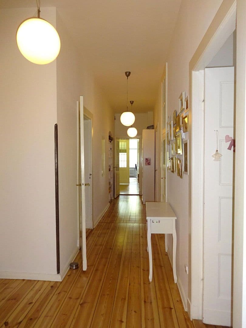 Prodej bytu 7+1 190 m², Hortensienstraße, Berlin, Berlín Prodej bytu 7+1 190 m², Hortensienstraße, Berlin, Berlín