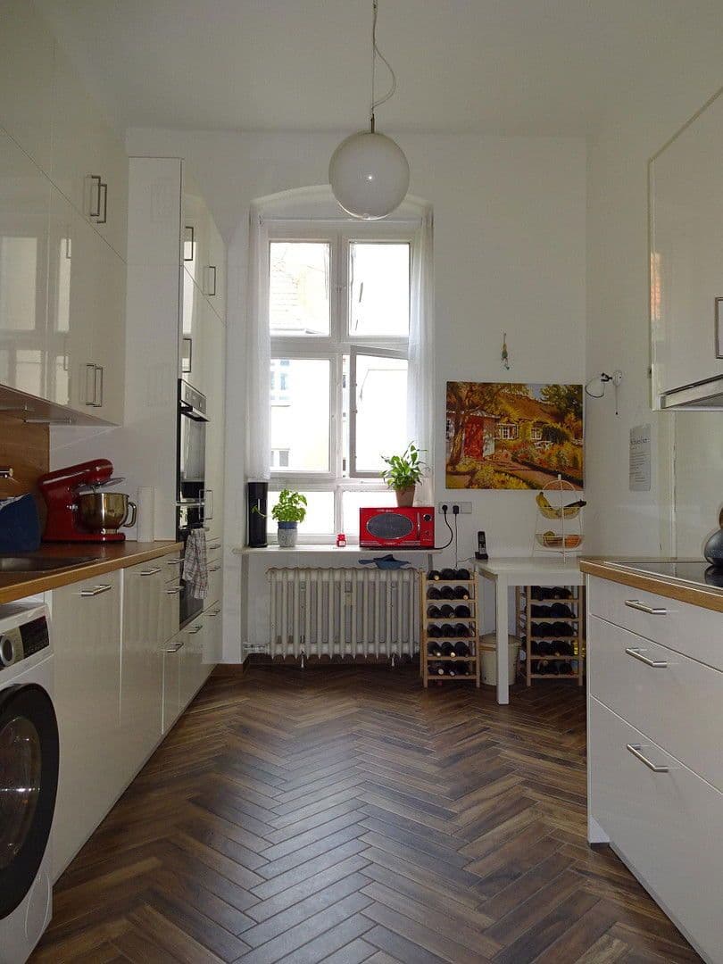 Prodej bytu 7+1 190 m², Hortensienstraße, Berlin, Berlín Prodej bytu 7+1 190 m², Hortensienstraße, Berlin, Berlín