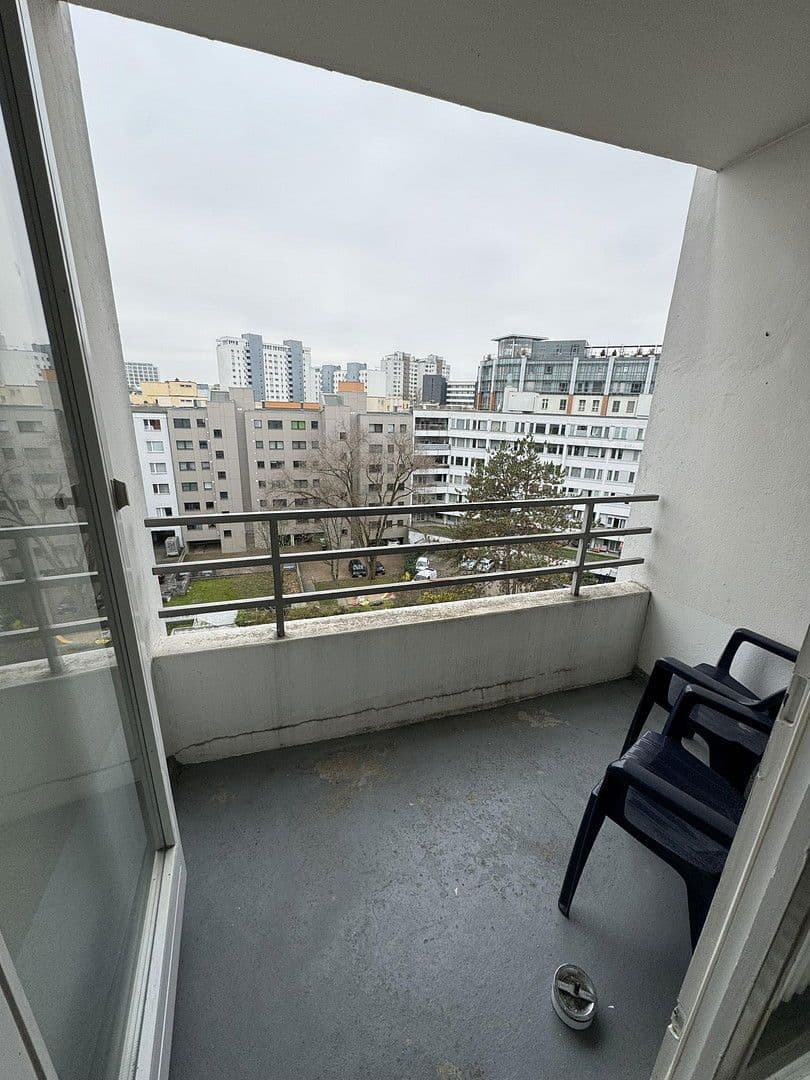 Pronájem bytu 2+1 36 m², Budapesterstraße 7-9, Berlin, Berlín Pronájem bytu 2+1 36 m², Budapesterstraße 7-9, Berlin, Berlín