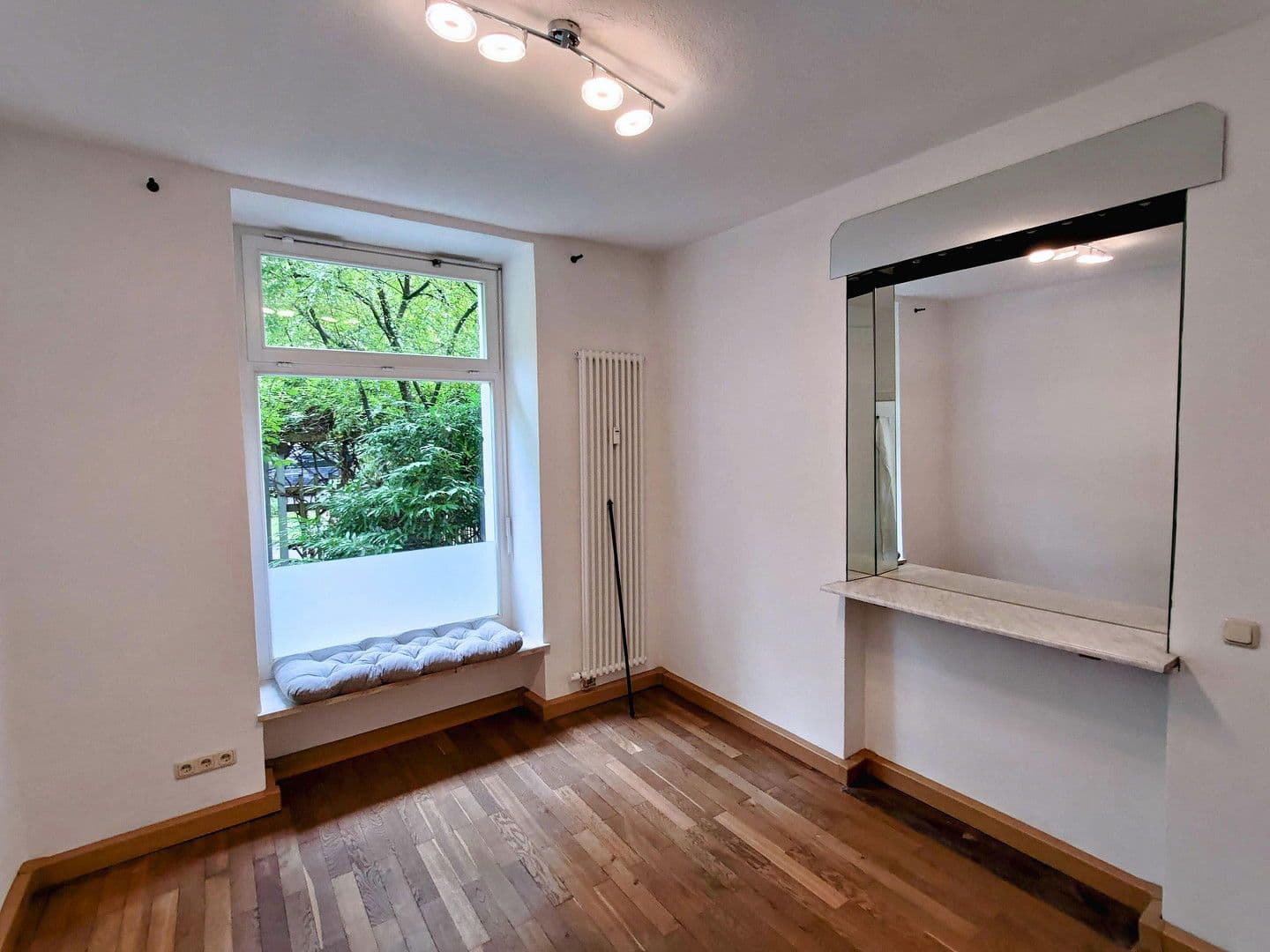 Pronájem kanceláře 70 m², München, Bavorsko Pronájem kanceláře 70 m², München, Bavorsko