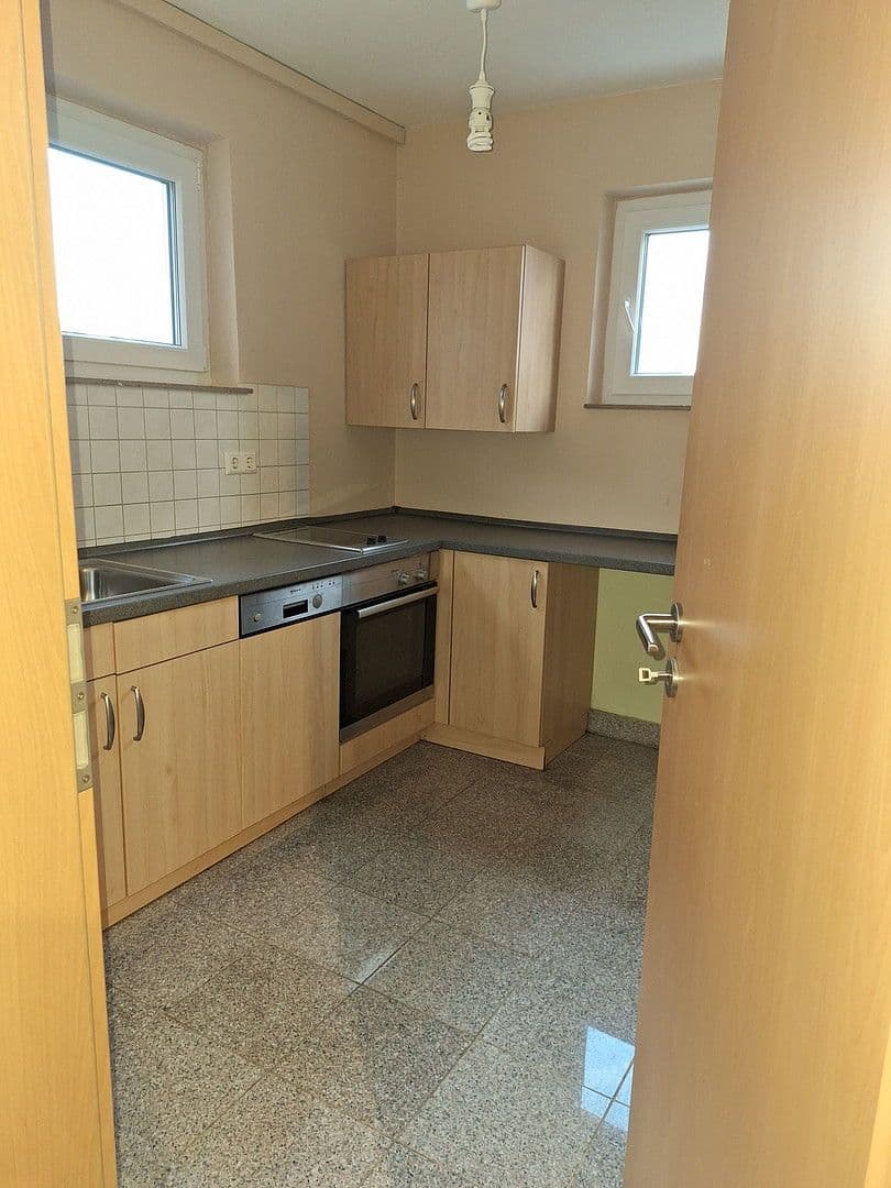 Pronájem bytu 4+1 75 m², Ludwigsburg, Bádensko-Württembersko Pronájem bytu 4+1 75 m², Ludwigsburg, Bádensko-Württembersko