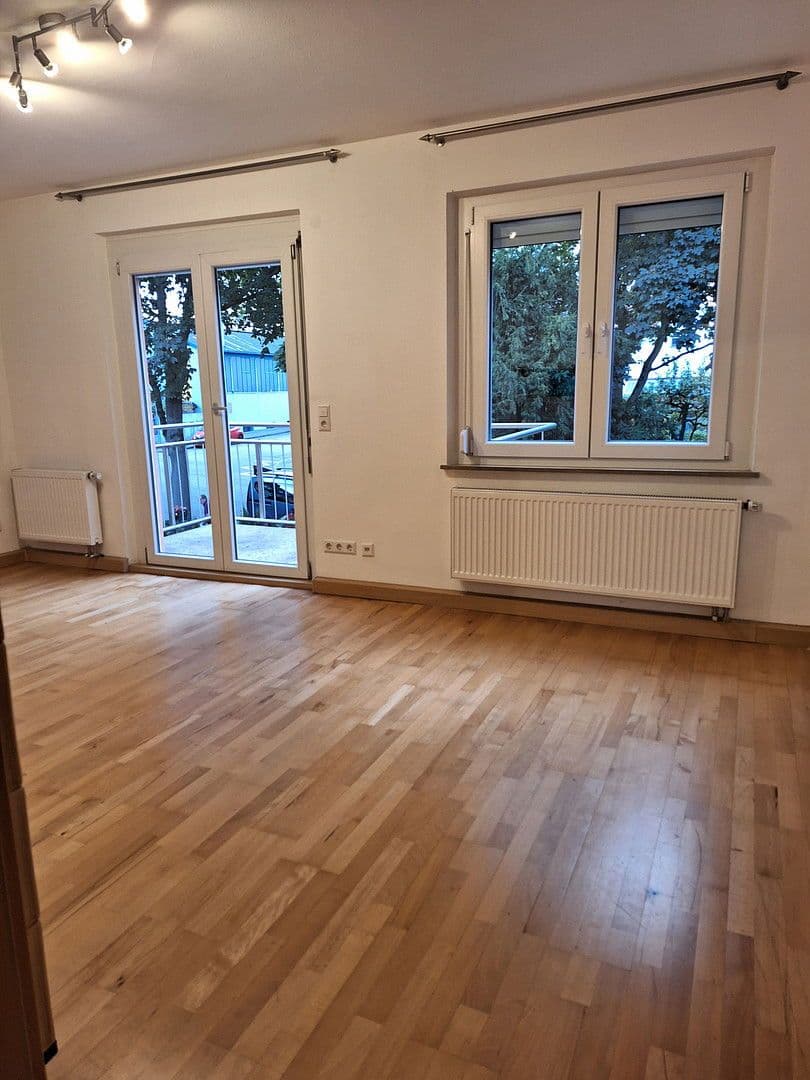 Pronájem bytu 4+1 75 m², Ludwigsburg, Bádensko-Württembersko Pronájem bytu 4+1 75 m², Ludwigsburg, Bádensko-Württembersko