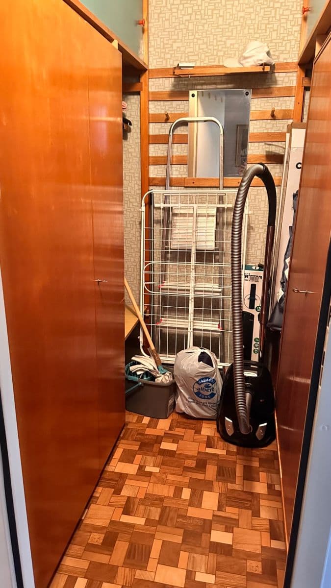 Pronájem bytu 3+1 68 m², Uzbecká, Brno, Jihomoravský kraj Pronájem bytu 3+1 68 m², Uzbecká, Brno, Jihomoravský kraj